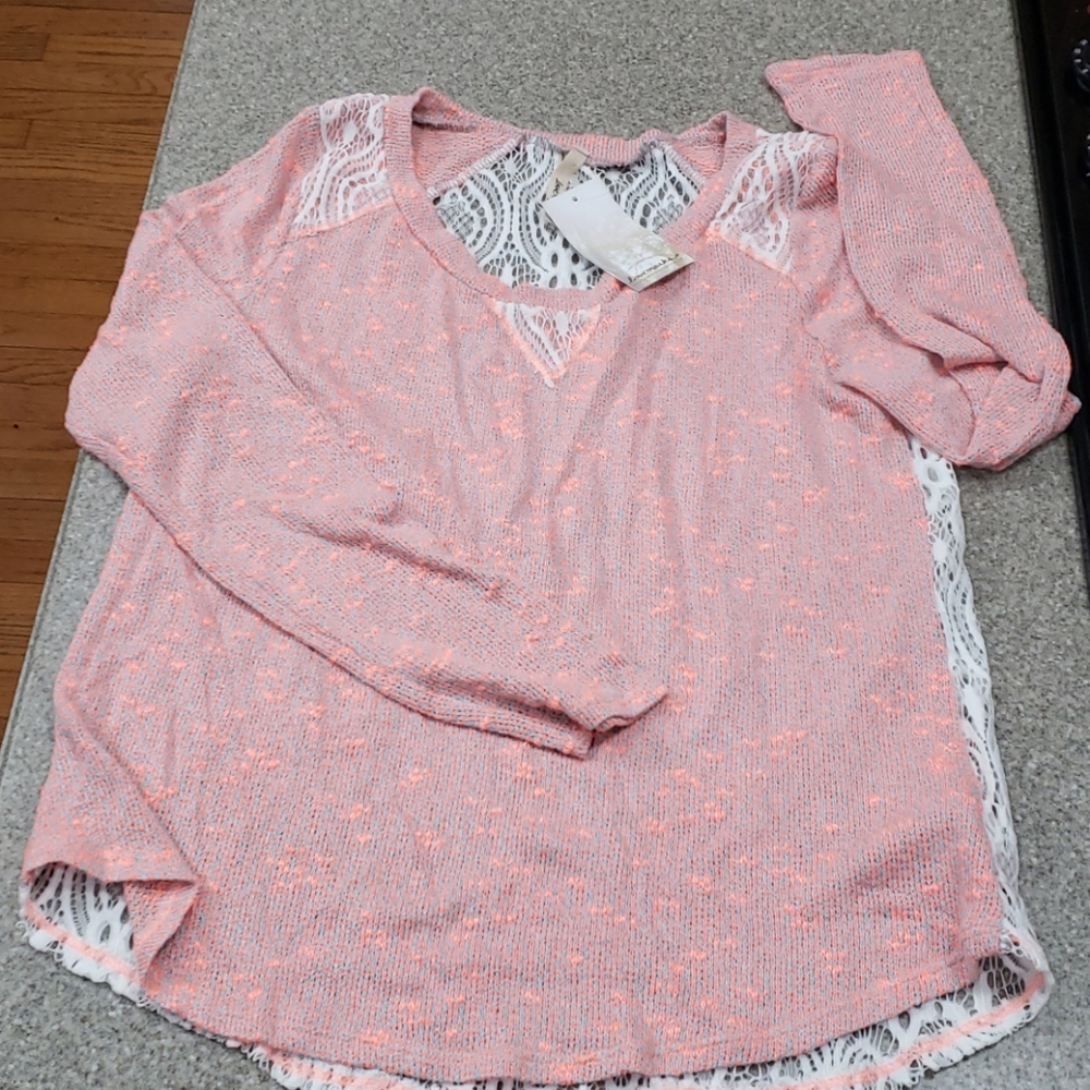 NWT Lovemarks Top